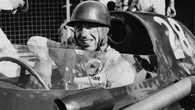 F1's last 1950s race winner, Tony Brooks dies aged 90