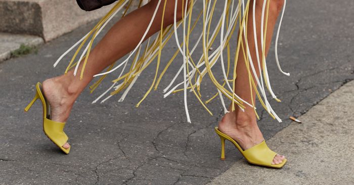 11 types of comfortable high heels for people with wide feet