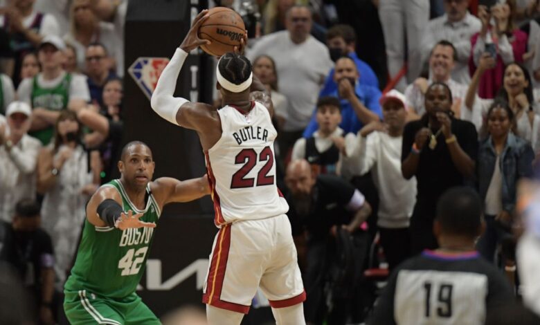 NBA 2022 Qualifiers - Jimmy Butler, Al Horford and the tense final seconds of game 7 between the Boston Celtics and the Miami Heat