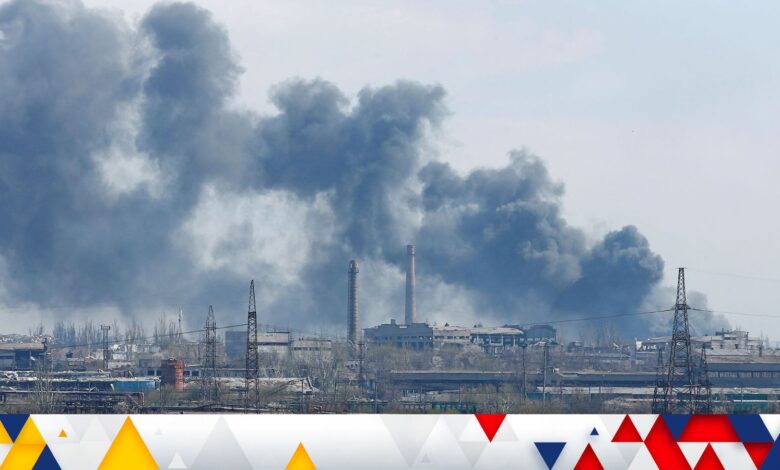 Smoke rises above a plant of Azovstal Iron and Steel Works company during Ukraine-Russia conflict in the southern port city of Mariupol, Ukraine April 20, 2022. REUTERS/Alexander Ermochenko