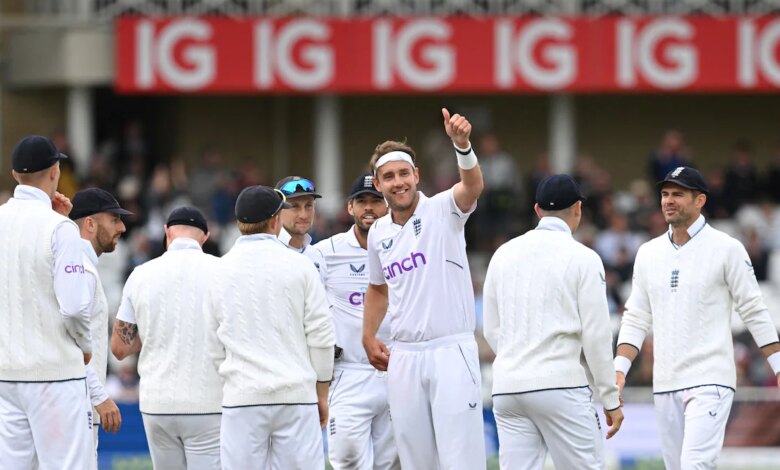 New Zealand collapse gives Britain hope in tense second test