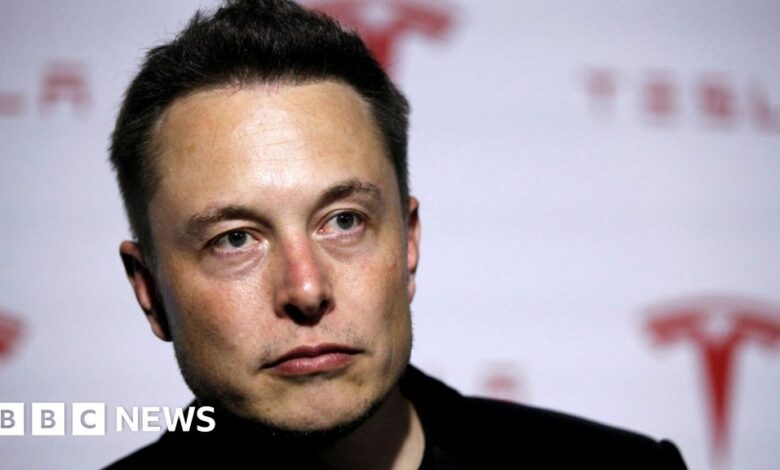 Elon Musk threatens to abandon the Twitter deal