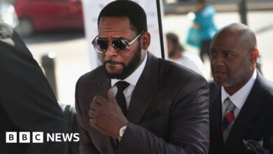 R. Kelly: US singer faces decades in prison after sex trafficking charges