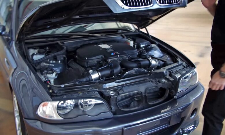 BMW reveals V8-powered E46 M3 in secret project CSL video