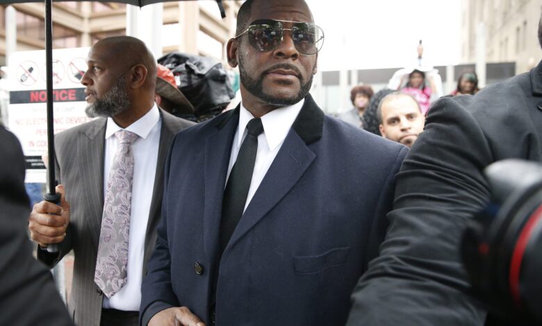 Federal prosecutors recommended that R.Kelly be sentenced to more than 25 years in prison