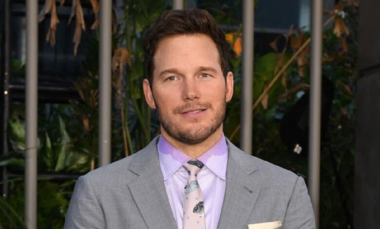 Chris Pratt says 'Two seconds ago I changed diapers' at 'Jurassic World' premiere (Exclusive)