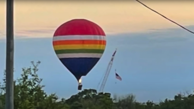 Hot air balloon crashes into moving ship in WI, 3 . injuries