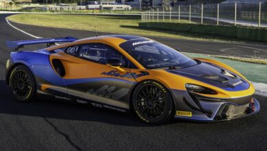 McLaren Artura GT4 revealed |  CarExpert
