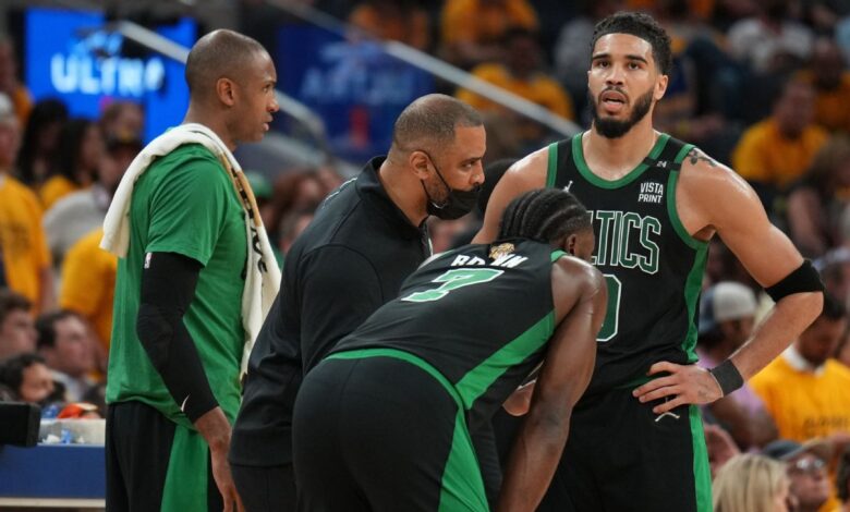 Boston Celtics pushed to the brink again after unraveling in Game 5's fourth quarter against Golden State Warriors