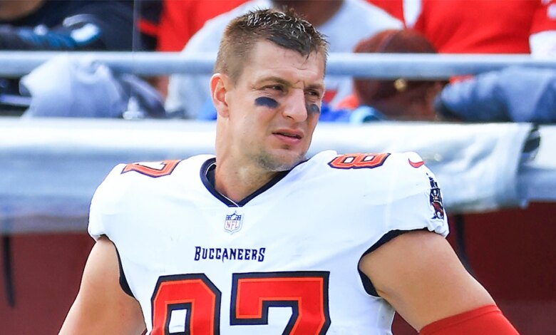 Rob Gronkowski announces his retirement from the NFL, once again