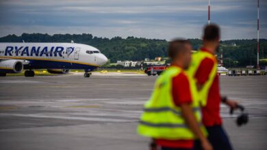 Ryanair uncertain of this year's pre-Covid profit, topping Q1 estimates