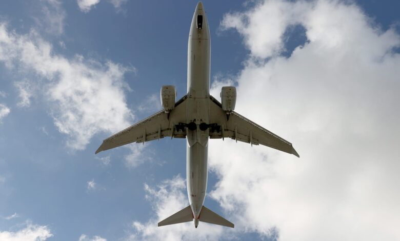 US approves Boeing inspection, reworks plan to resume 787 deliveries
