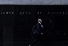Rate decision RBA, PMI services, currency, oil