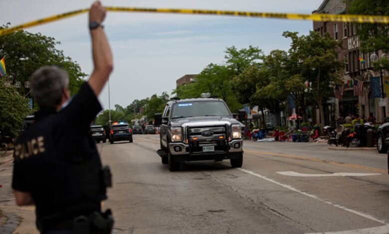 At least 6 people killed at 4th of July parade near Chicago, a gunman in general