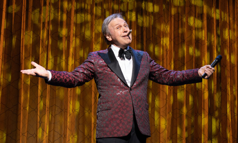 Billy Crystal of 'Mr.  Saturday Night 'will end its Broadway run