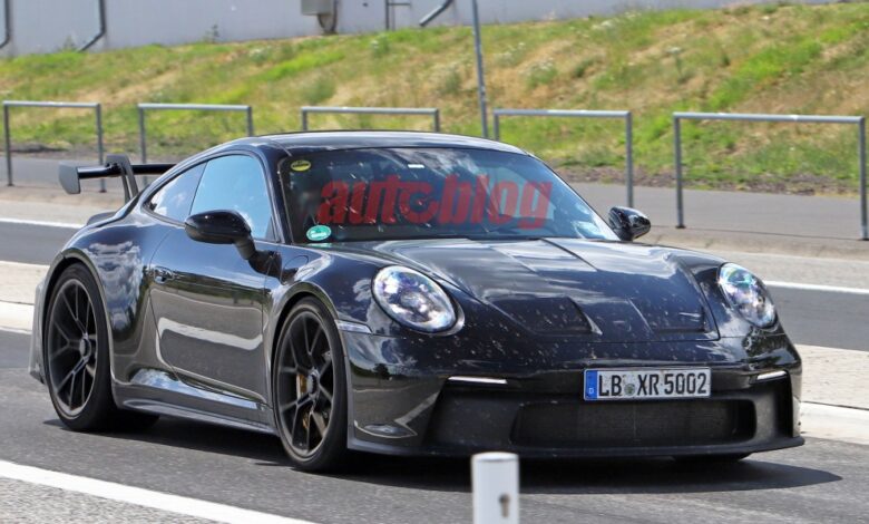Most likely Porsche 911 GT3 facelift was caught before the 992 refresh in new spy photos
