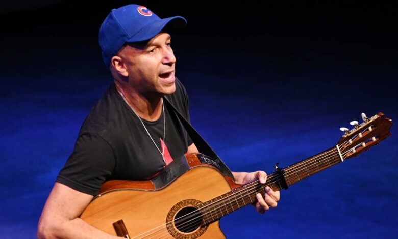 Rage against the machine Tom Morello was accidentally handled by security while performing on stage