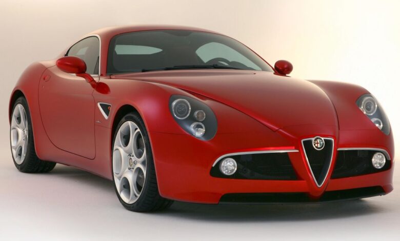 Alfa Romeo is developing a petrol-powered supercar - report