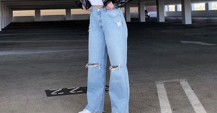 The 29 most affordable baggy jeans on the Internet
