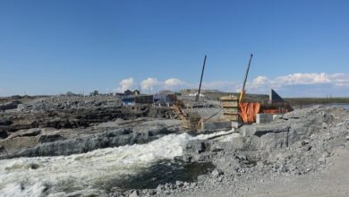 Measuring the environmental impact of a hydroelectric dam in Inukjuak
