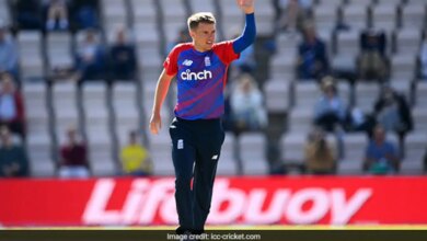 England vs South Africa, first ODI live score update: South Africa lose to Quinton De Kock as Sam Curran strikes early