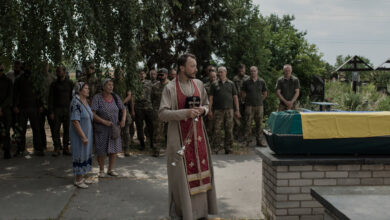 Russian war forces Ukrainians from their homes in historical figures