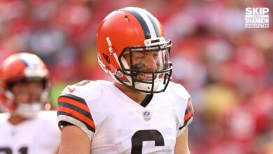 Baker Mayfield traded from Browns to Panthers for 5th-round pick