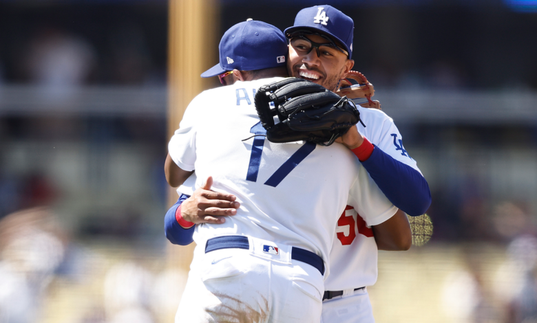 Dodgers score six runs in first inning, defeat Nationals