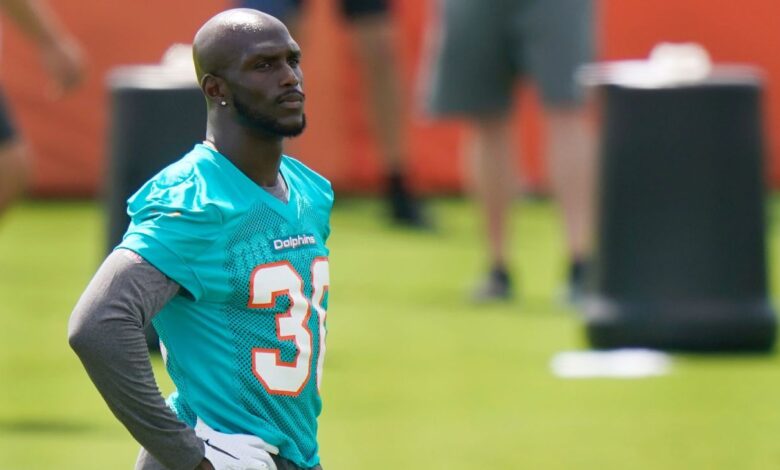 Miami Dolphins' Jason McCourty retires after 13 NFL seasons