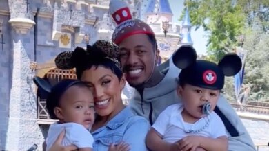 Watch Nick Cannon help his toddler twins learn to walk