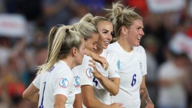 Soccer Football - Women's Euro 2022 - Group A - England v Norway - The American Express Community Stadium, Brighton, Britain - July 11, 2022 England's Alessia Russo celebrates scoring their seventh goal with Alex Greenwood, Millie Bright and Lauren Hemp REUTERS/Matthew Childs