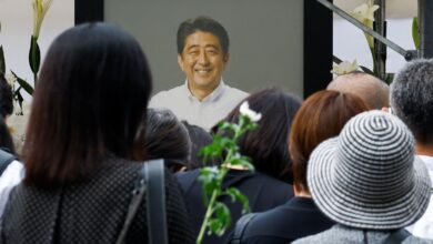 The person who saw off former Japanese leader Shinzo Abe at the funeral |  World News