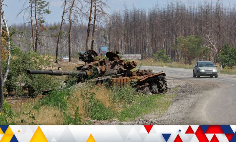 A destroyed tank alongside the road outside the city of Sievierodonetsk in the Luhansk Region, Ukraine
