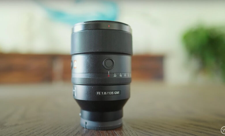 Bokeh: Sony 135mm f/1.8 . lens review