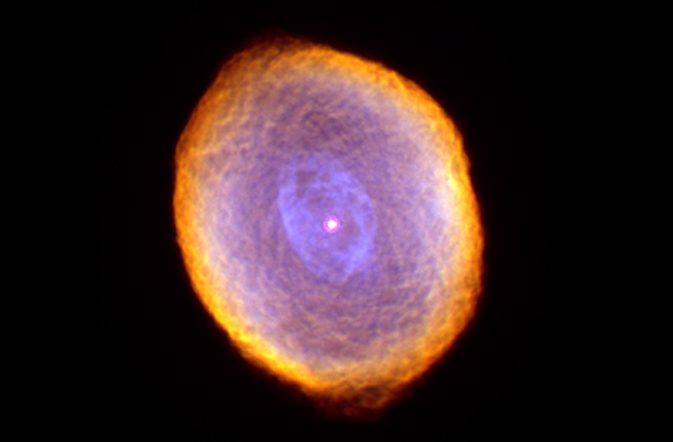 Evidence suggests that carbon nanotubes could come from dust and gas surrounding dying stars. Image credit: NASA and The Hubble Heritage Team (STScI/AURA)