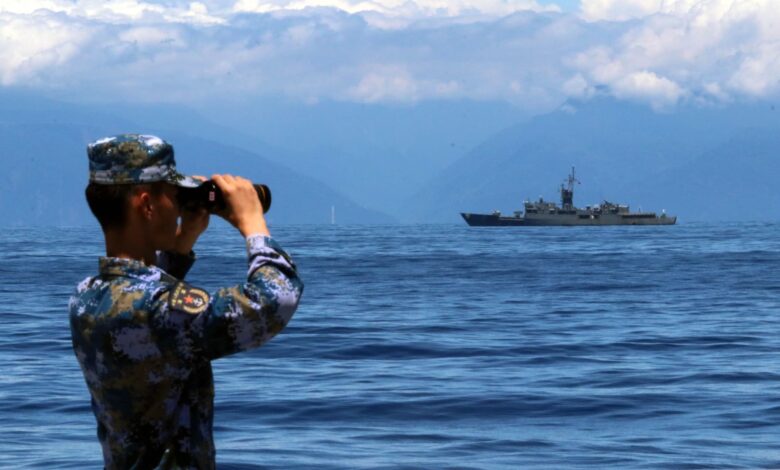 Chinese and Taiwanese warships play 'cat and mouse' game as drills are about to end