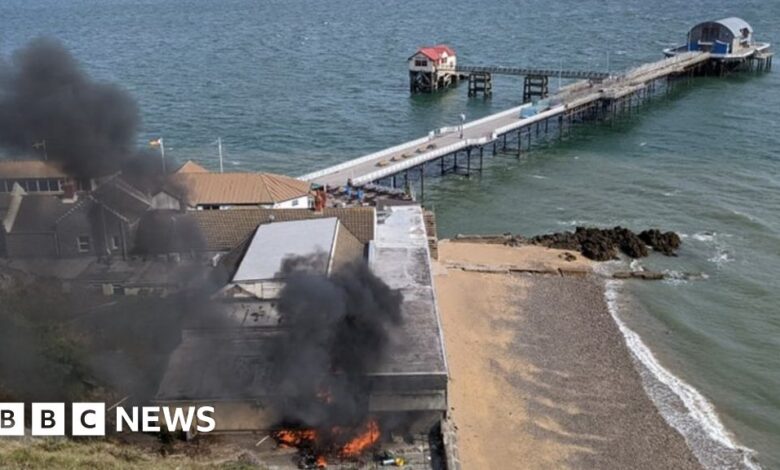 Mumbles Pier: Fire breaks out at Cinderella's old nightclub