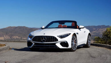 2022 Mercedes-AMG SL 55 has a starting price of 138,450 USD