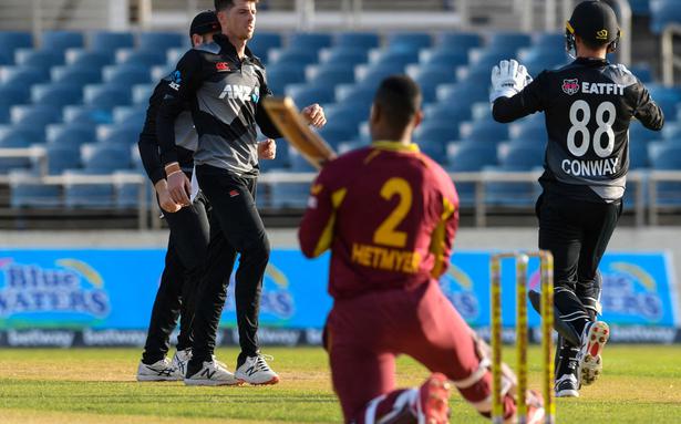 New Zealand beat the West Indies by 13 points in the first T20;  The stars Williamson, Santner, Neesham
