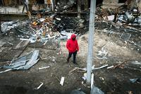 Ukraine: Cluster bombs and munitions pose long-term risks to civilian safety |