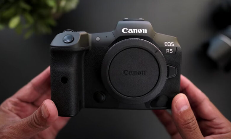 Some of the smallest things about Canon cameras