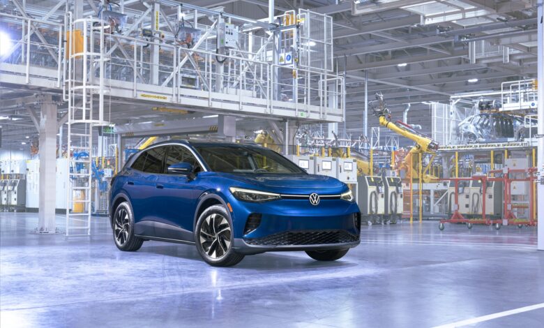 US-made VW ID.4 pricing, Lucid's long haul, EV deals in California: Car News Today