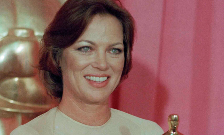 Louise Fletcher, 88, passed away;  Oscar Winner for 'One Flew Over the Cuckoo's Nest'