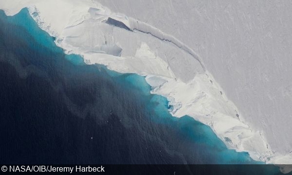 Rapid retreat of the Thwaites Glacier in Antarctica Threatens sea level rise of several feet