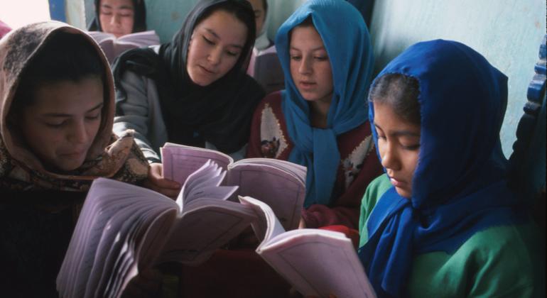 Afghanistan: UN condemns 'callous' suicide attack on education center |