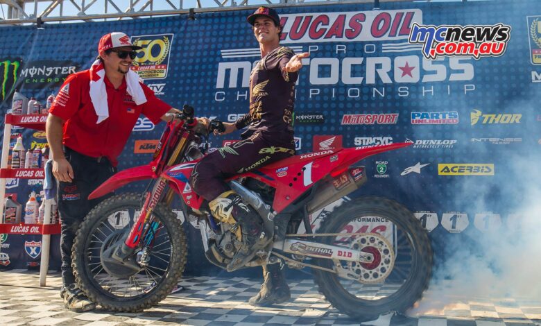 Huge collection of images from the Pro Motocross finale in California