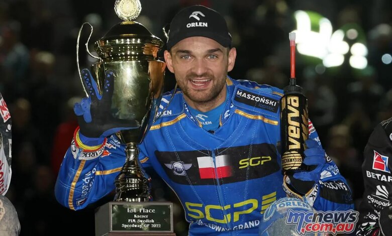 Bartosz Zmarzlik Wins Third FIM Speedway GP World Championship