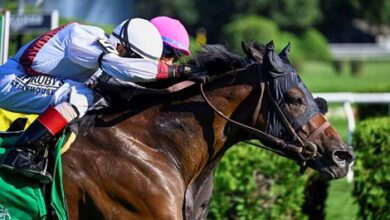Donk delivers 1-2 punch in Belmont Turf Sprint