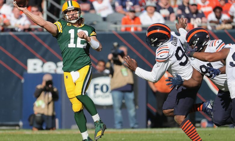 Bears, Packers continued to face each other on Sunday night.  What can you expect?