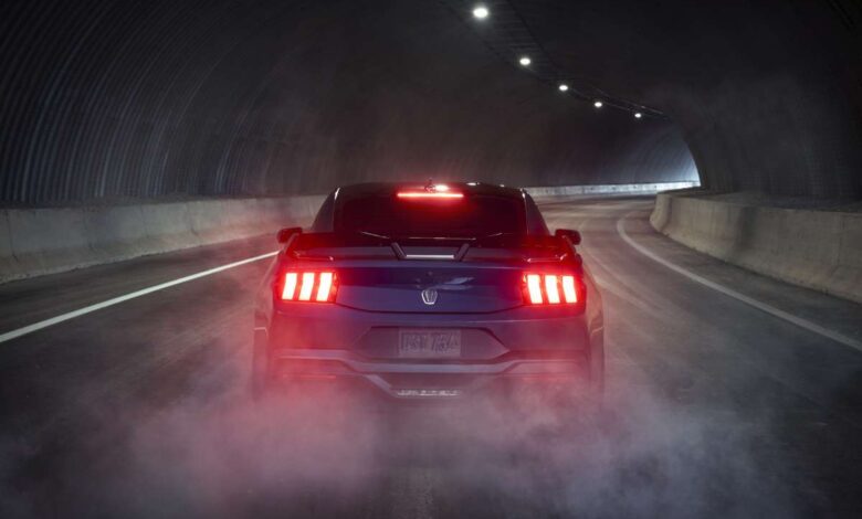 Ford Mustang Dark Horse - Performance-oriented Mustang 2024, two race-only models